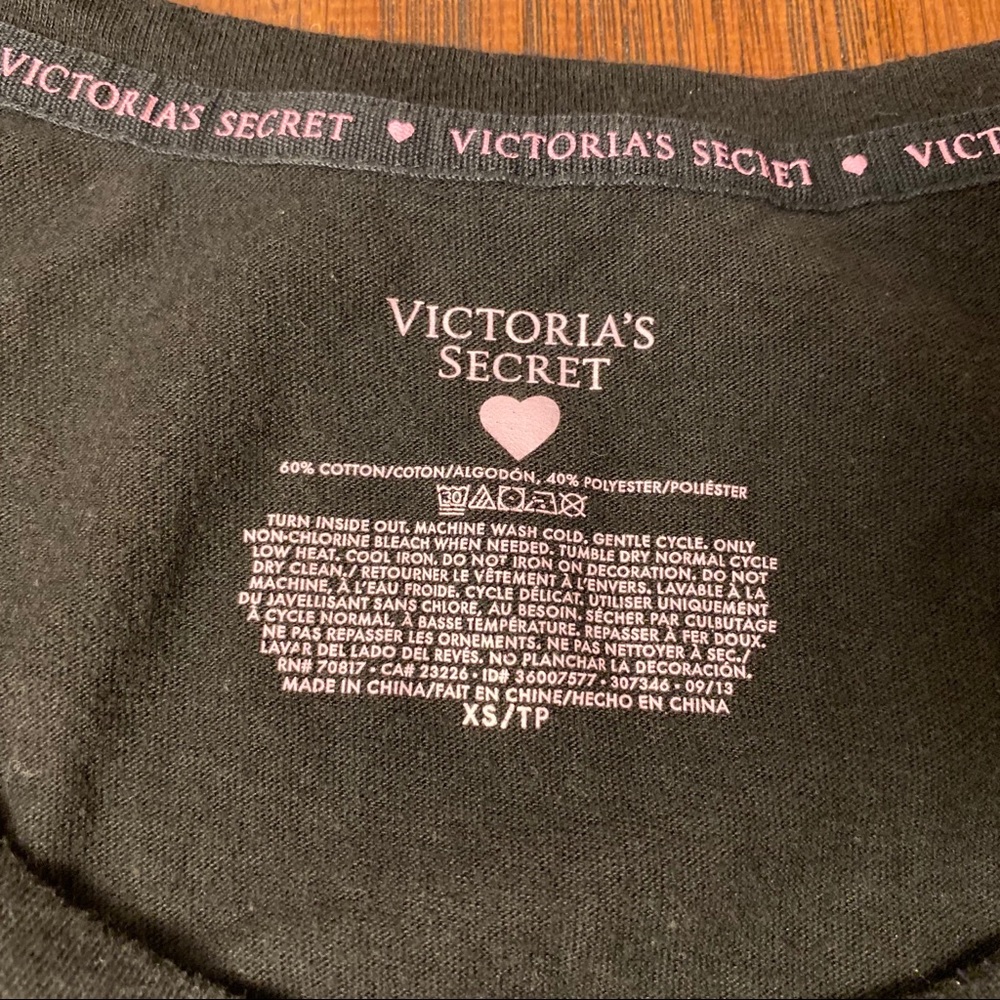 Victoria’s Secret Sleep Tee. - Picture 3 of 4